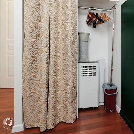 Emeraude - L'elegance Verte Du Vieux